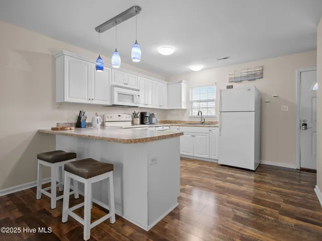 $1,775 | 601 Peletier Loop Road, Unit A5, Peletier, NC 28584