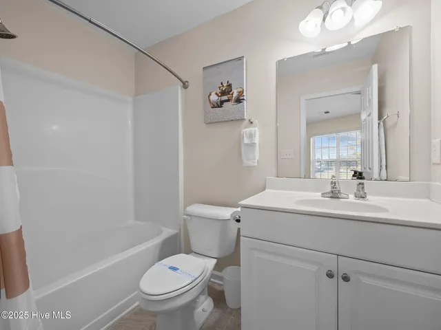 $1,775 | 601 Peletier Loop Road, Unit A5, Peletier, NC 28584