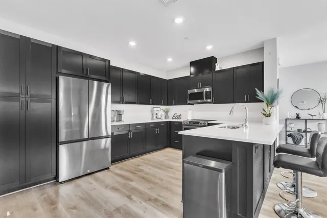 $415,000 | 5301 East Commerce Way, Unit 34104, Sacramento, CA 95835