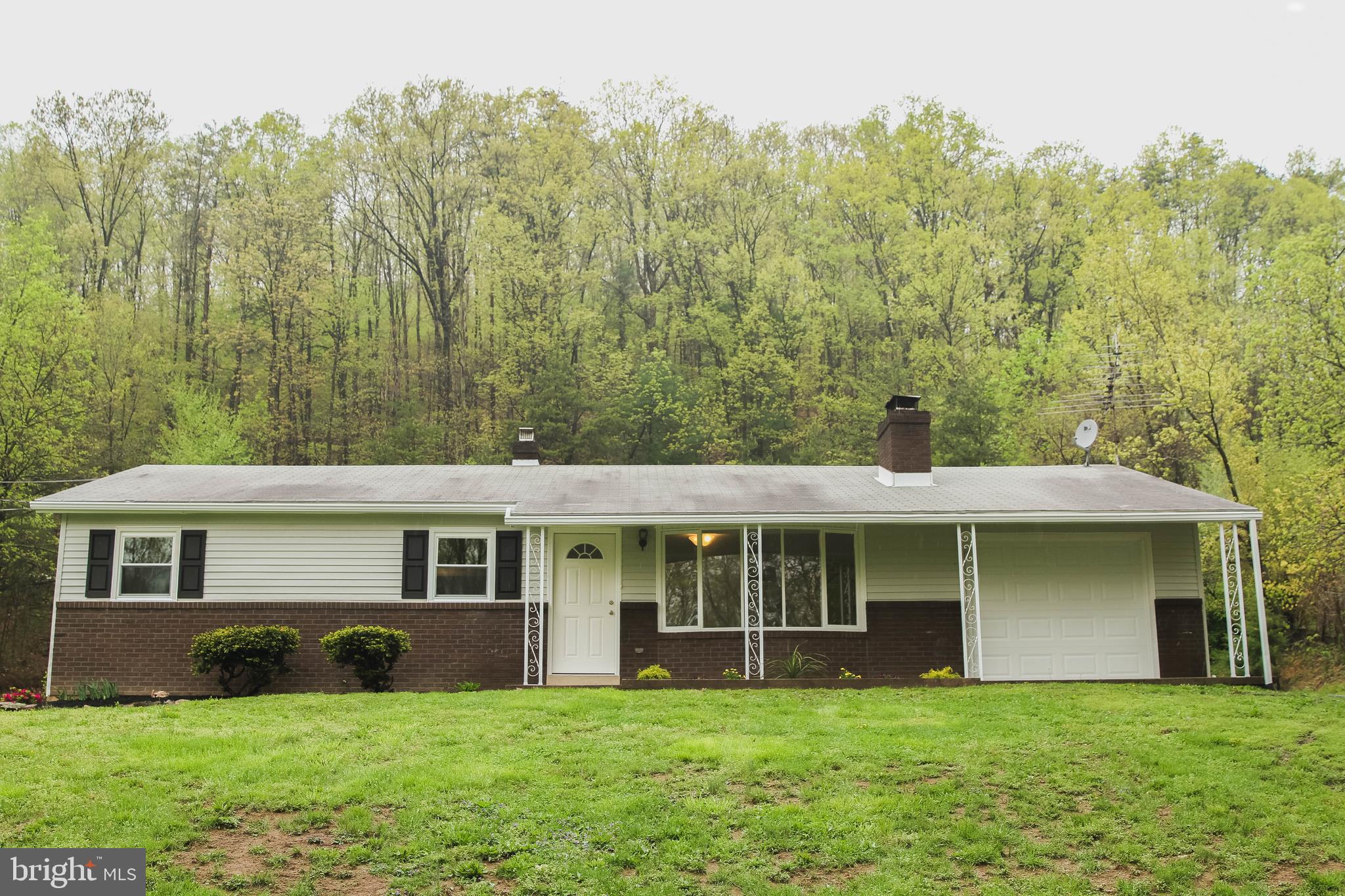 70 Paradise Road Duncannon, PA 17020 - Photo 4 of 27 Gallery Image 4