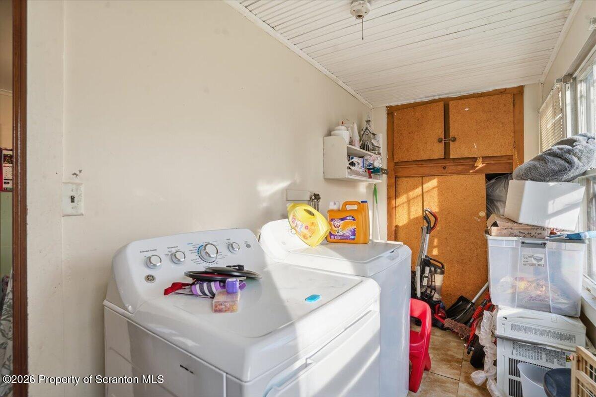 339 Ferdinand Street Scranton, PA 18508 - Photo 23 of 41 23-339_Ferdinand_St_015