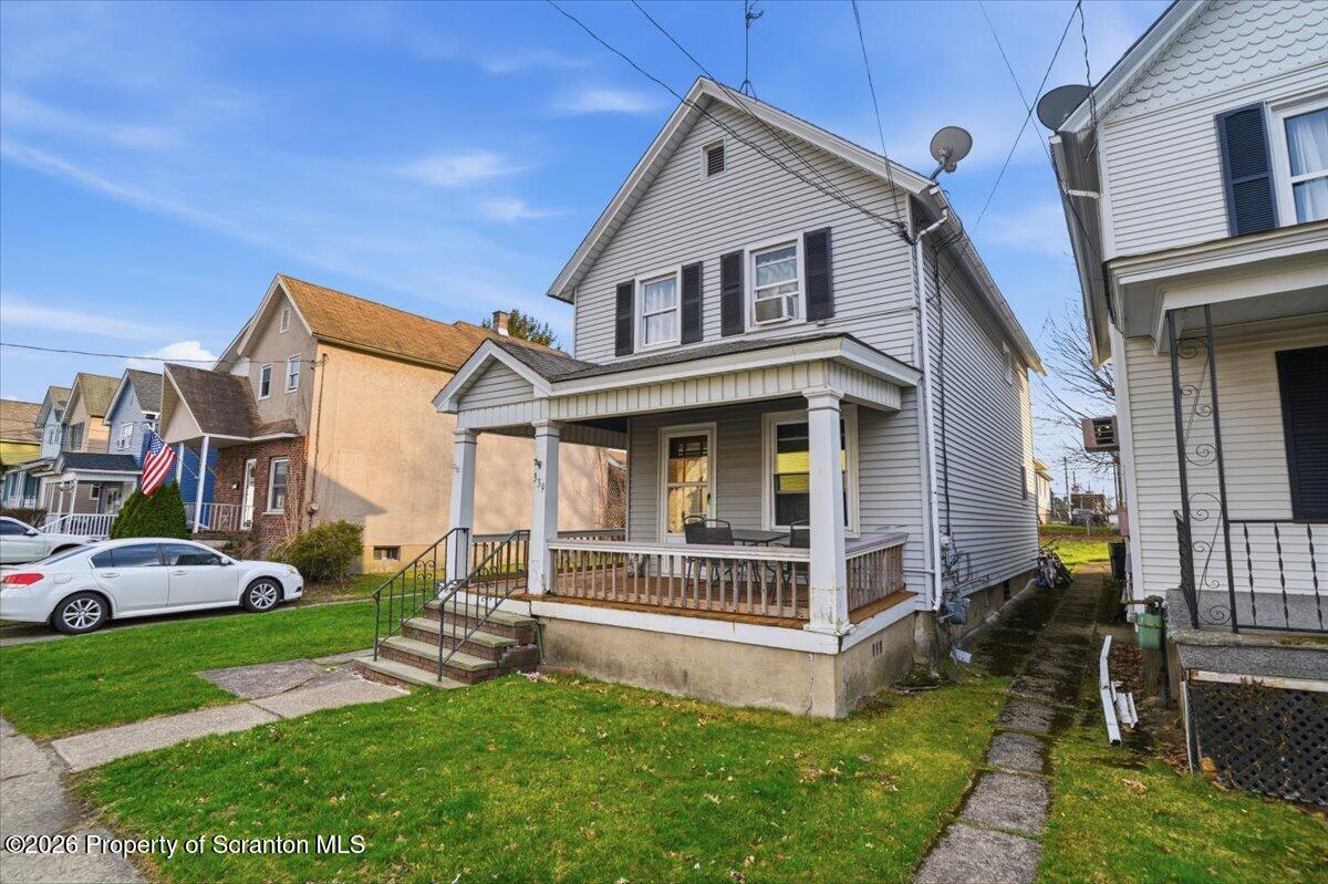 339 Ferdinand Street Scranton, PA 18508 - Photo 4 of 41 04-339_Ferdinand_St_038