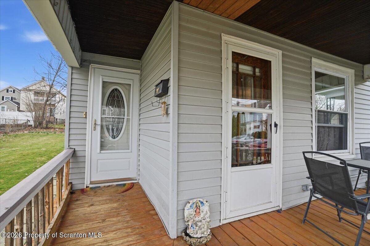 339 Ferdinand Street Scranton, PA 18508 - Photo 6 of 41 06-339_Ferdinand_St_025