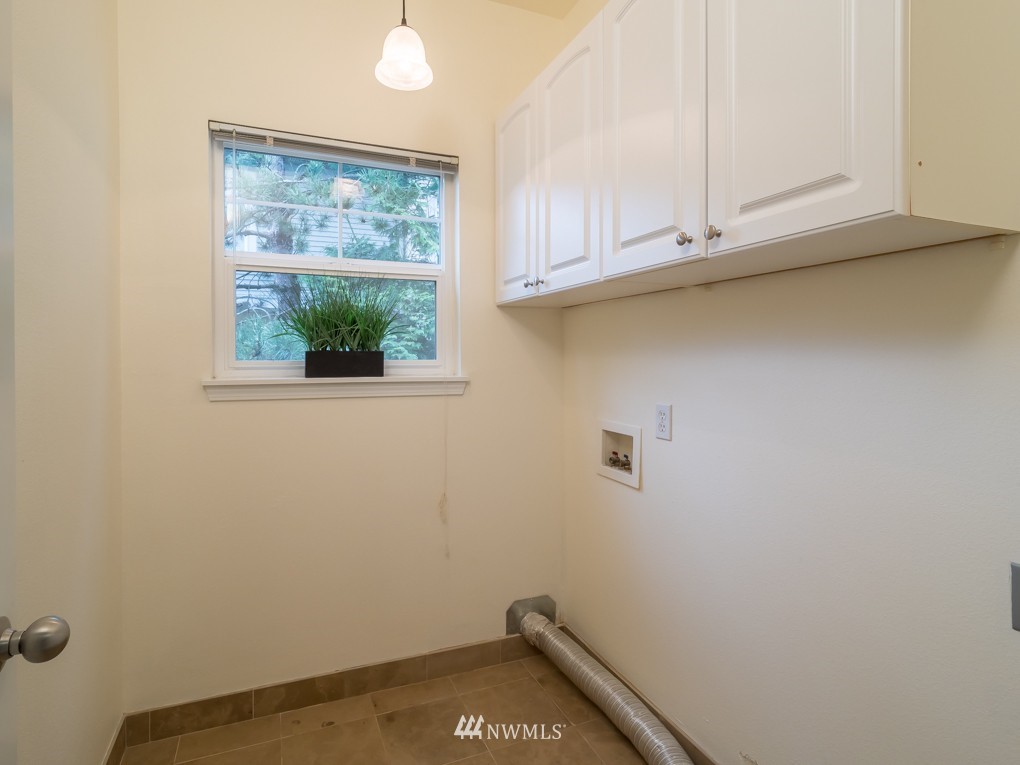 409 South 47th Street, Unit 409 Renton, WA 98055 - Photo 23 of 25