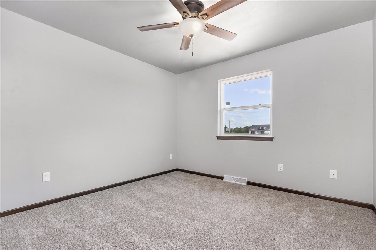 N9254 West Homestead Drive Appleton, WI 54915 - Photo 16 of 26