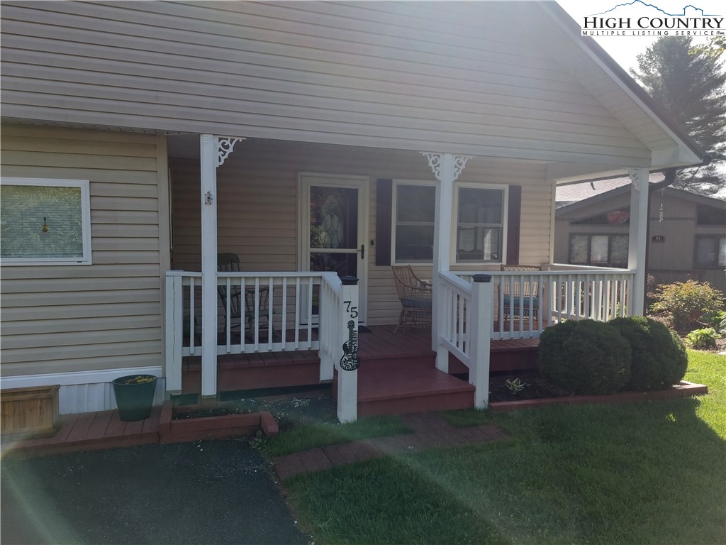 75 Pine Valley Road Newland, NC 28657 - Photo 1 of 30 Gallery Image 1