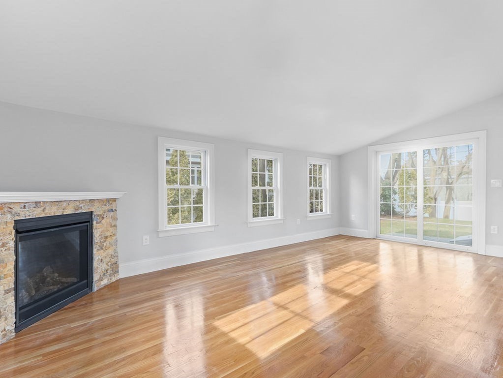 11 Cooper Road Natick, MA 01760 - Photo 13 of 38