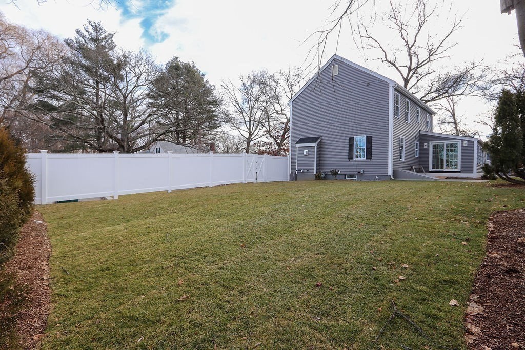 11 Cooper Road Natick, MA 01760 - Photo 33 of 38