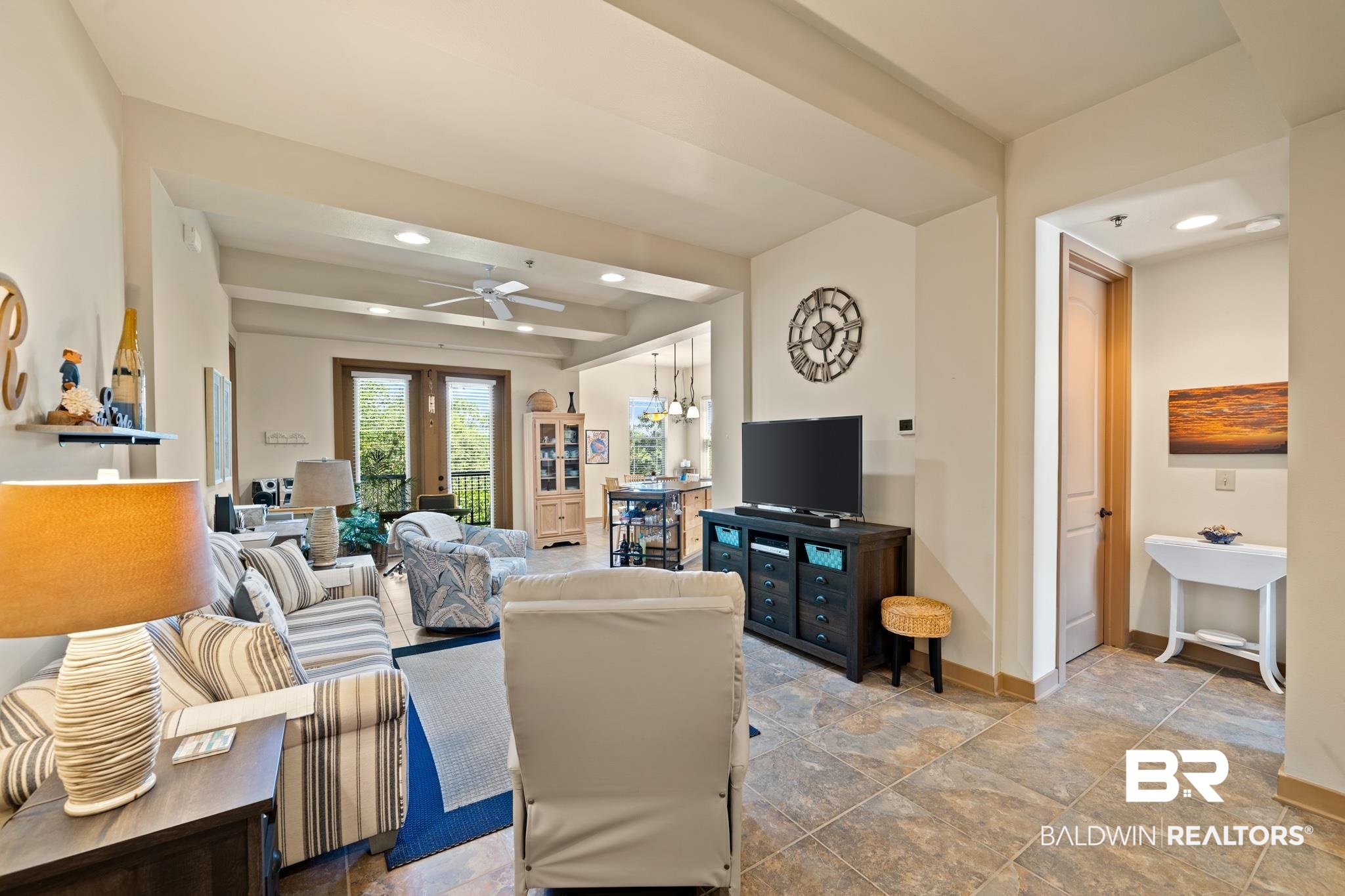 1430 Regency Road, Unit D204 Gulf Shores, AL 36542 - Photo 4 of 23 Living area