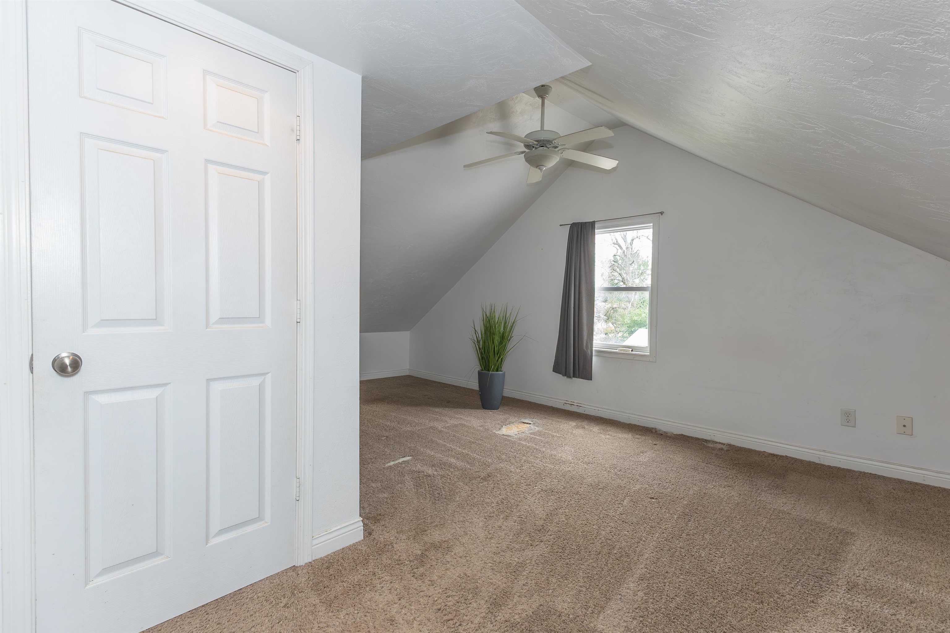 1585 Cold Spring Road Neenah, WI 54956 - Photo 19 of 35 Gallery Image 19