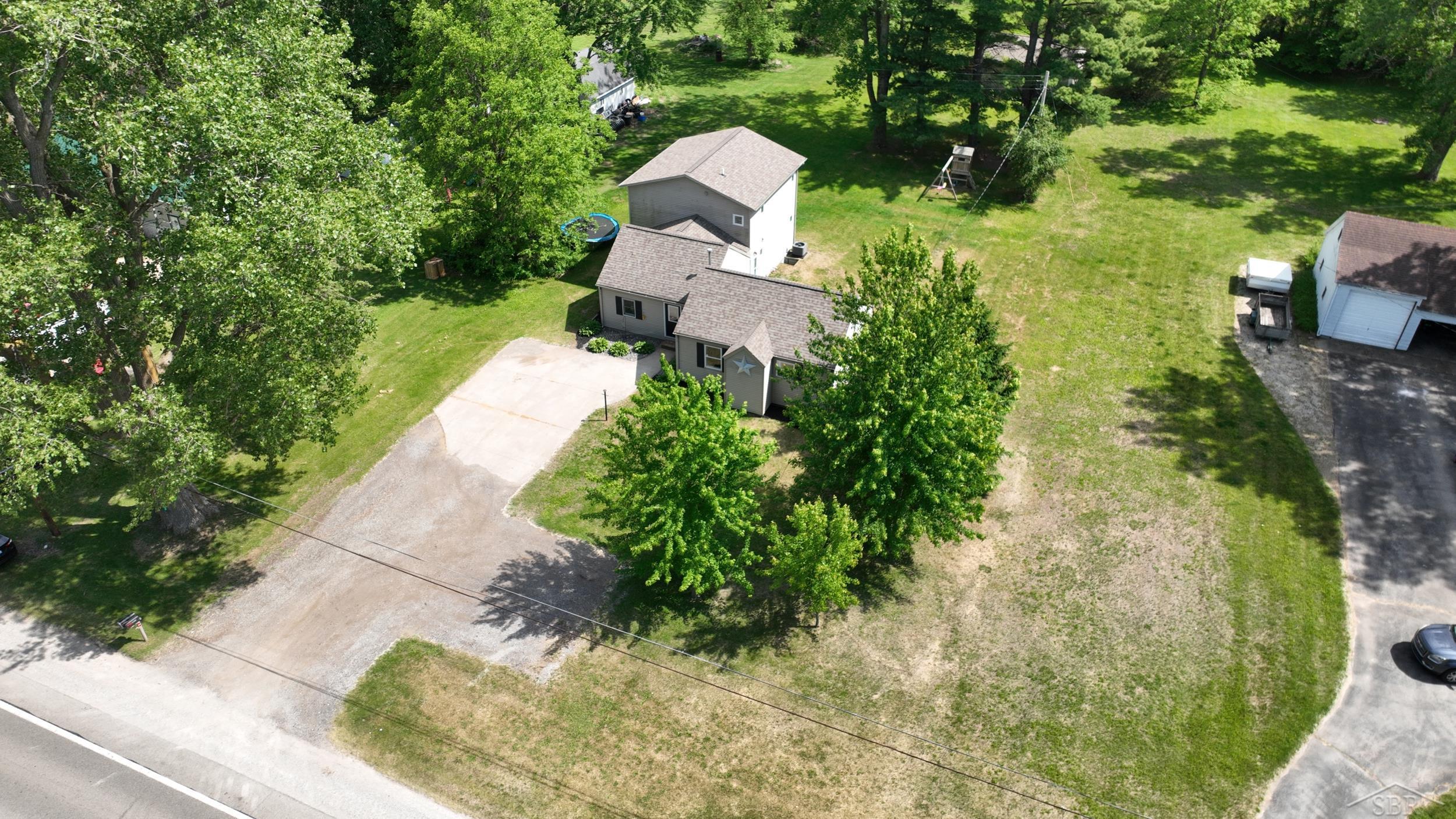 22359 Gratiot Road Merrill, MI 48637 - Photo 13 of 34