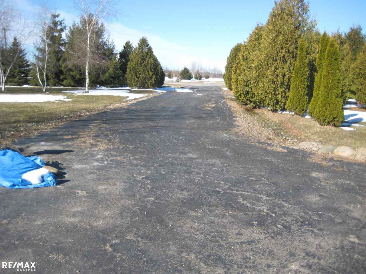 114 Riley Center Road Memphis, MI 48041 - Photo 8 of 46