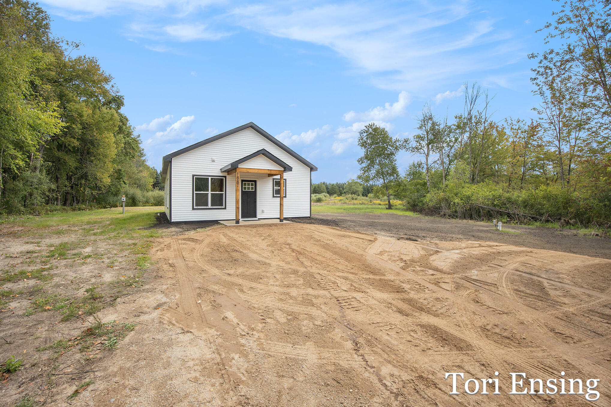 1881 South Derby Road Sidney, MI 48885 - Photo 2 of 16 1881 S Derby-27