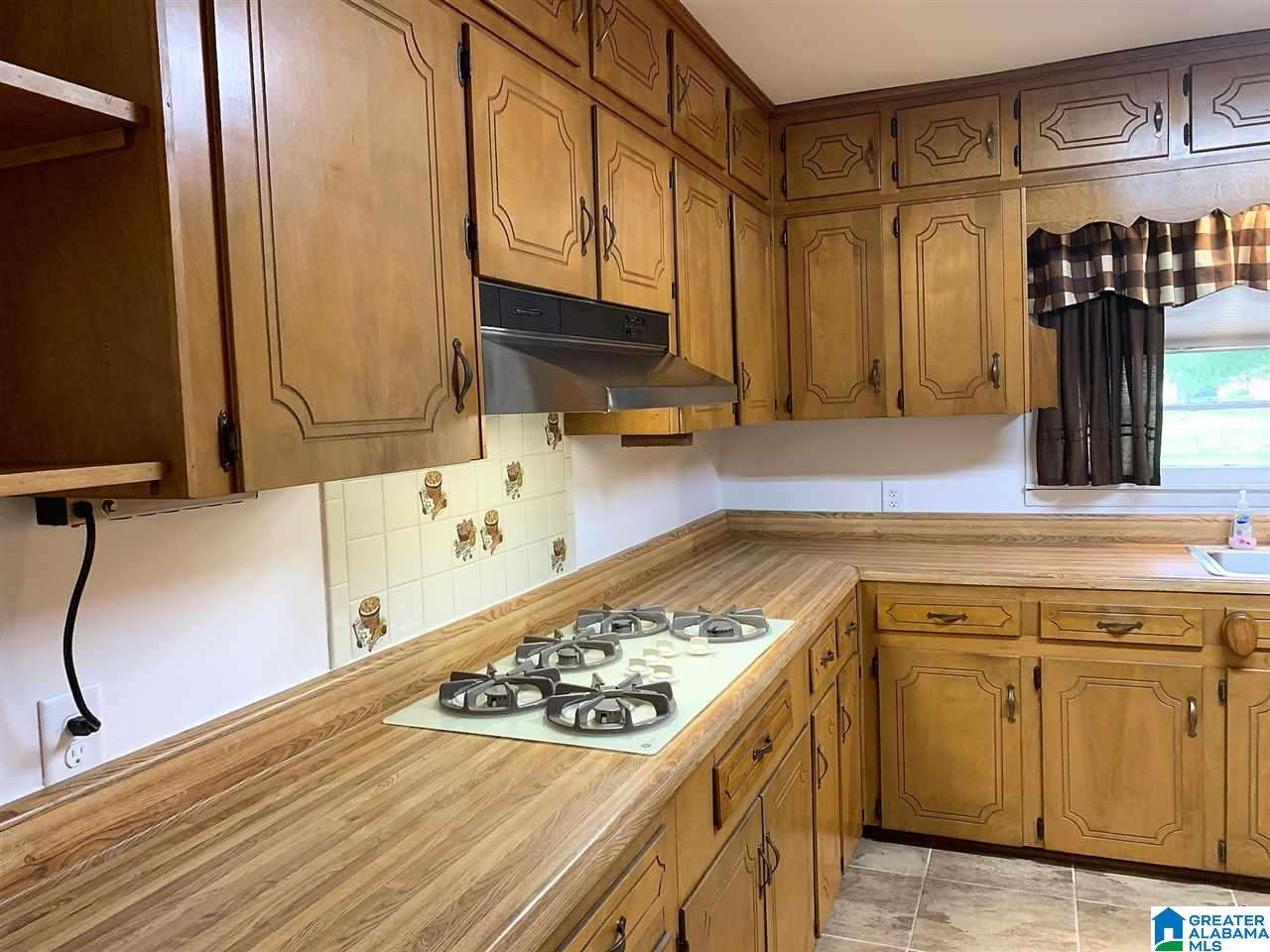 345 Glade Road East Anniston, AL 36206 - Photo 7 of 21