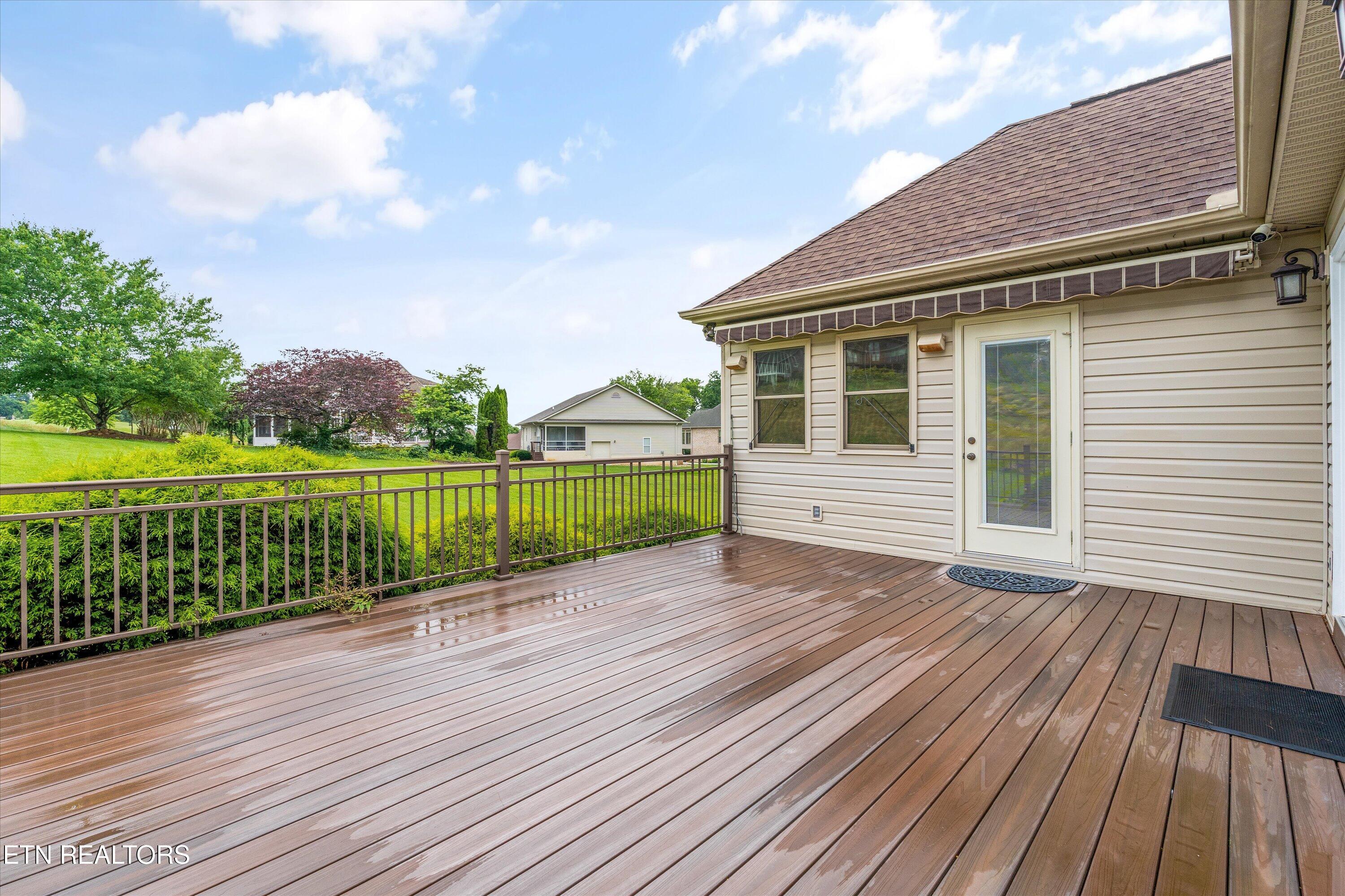 140 Chuniloti Way Loudon, TN 37774 - Photo 6 of 22 33-140 Chuniloti Way29-BACK DECK