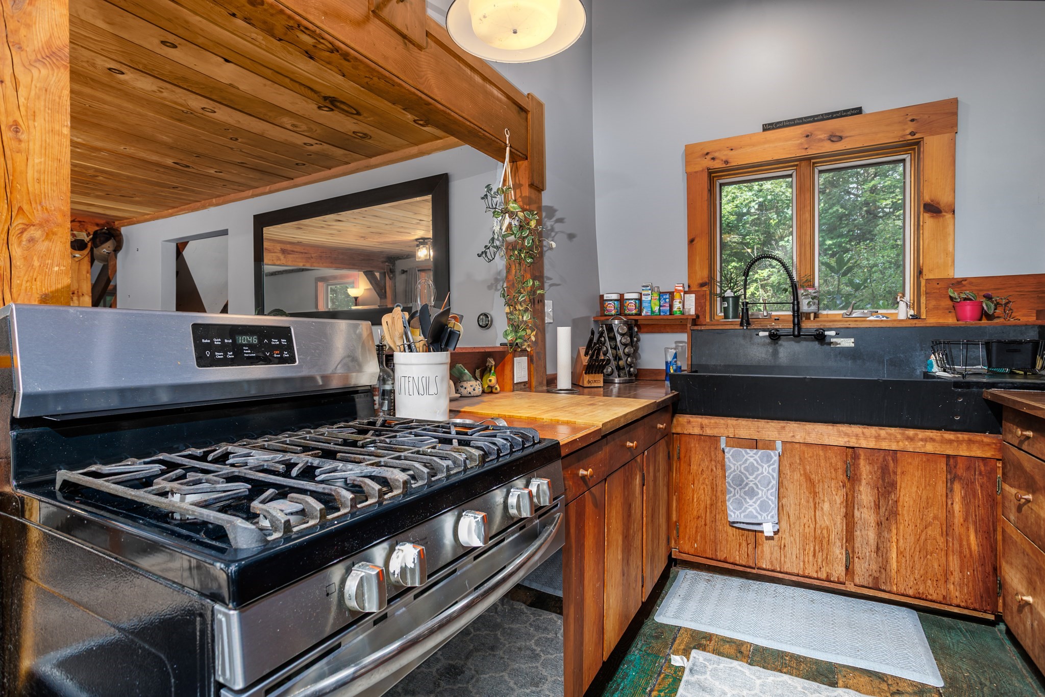 69 Lockes Village Road Wendell, MA 01379 - Photo 6 of 42 Gallery Image 6
