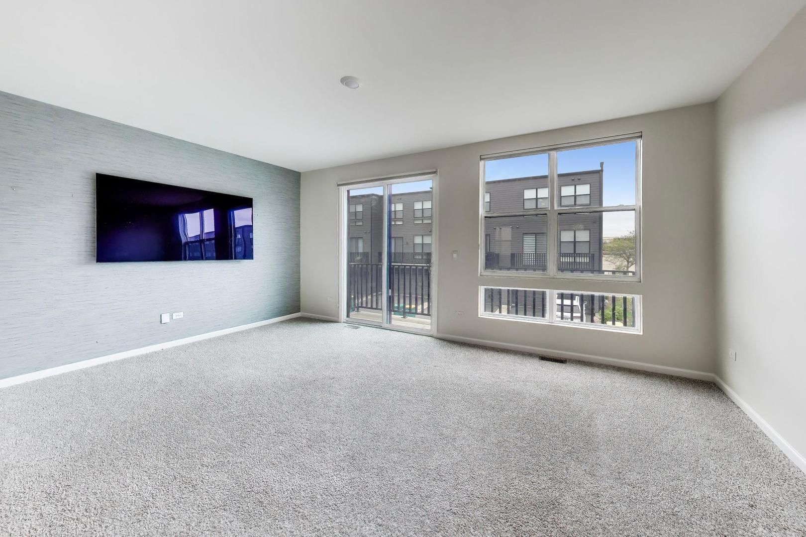 331 Summit Circle Lombard, IL 60148 - Photo 11 of 50