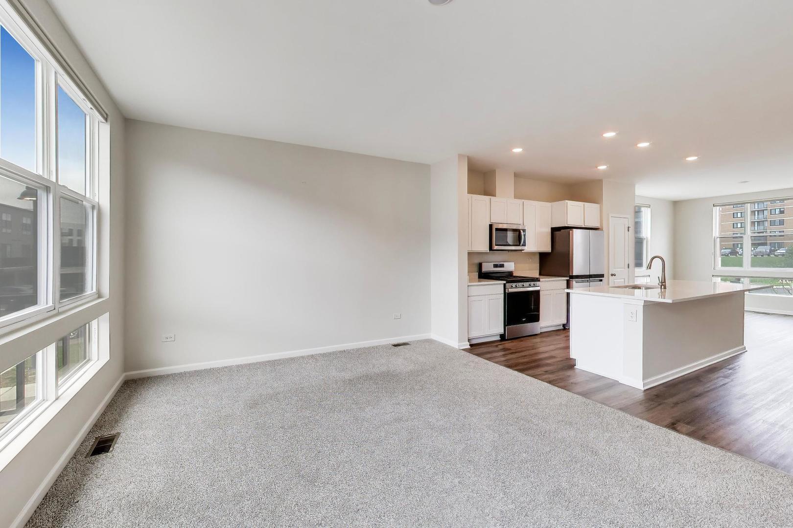331 Summit Circle Lombard, IL 60148 - Photo 15 of 50