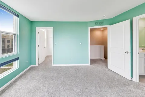 $554,900 | 331 Summit Circle, Lombard, IL 60148