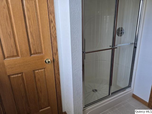 118 South Fayette Street Carthage, IL 62321 - Photo 11 of 32 a view of a bathroom