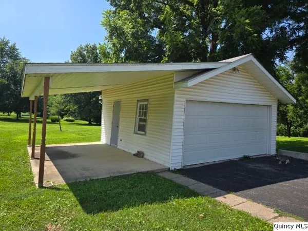 $122,500 | 118 South Fayette Street, Carthage, IL 62321