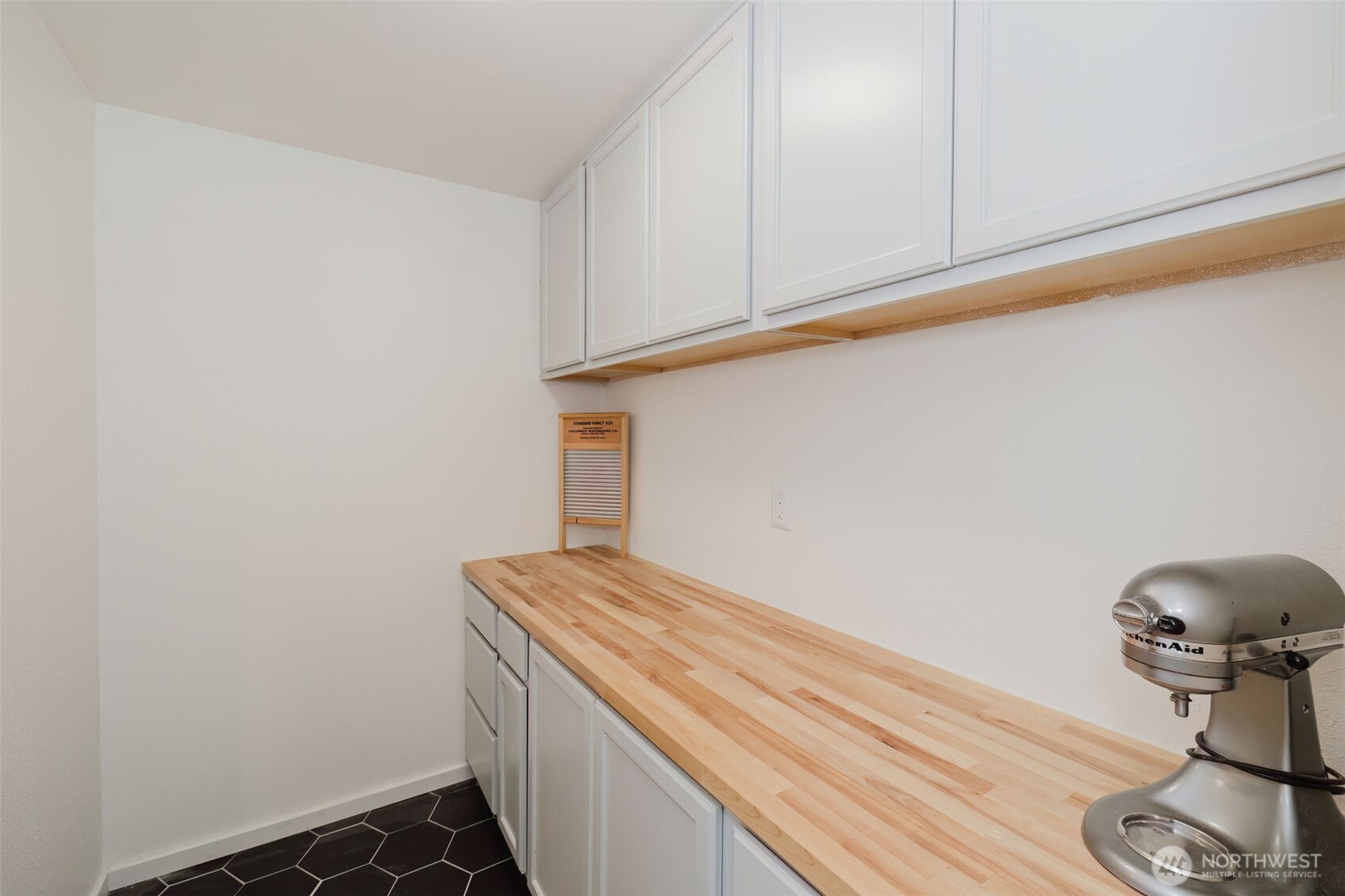 3018 Rozewood Drive Northeast Bremerton, WA 98310 - Photo 21 of 27