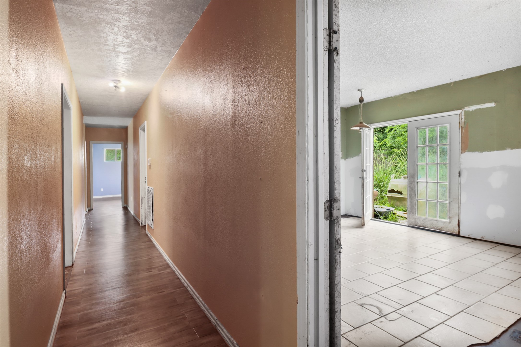 4717 17th Street Bacliff, TX 77518 - Photo 4 of 14