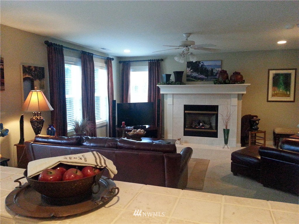 15404 38th Drive Southeast Bothell, WA 98012 - Photo 8 of 20