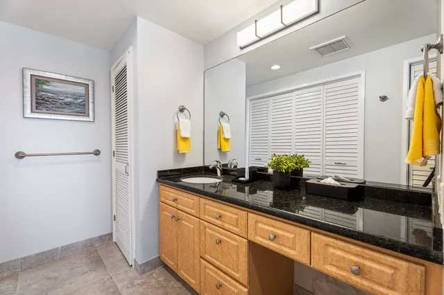 $2,399,000 | 75-6040 Alii Drive, Unit 108, Kailua-Kona, HI 96740