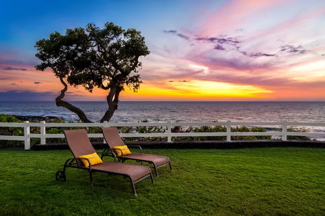 $2,399,000 | 75-6040 Alii Drive, Unit 108, Kailua-Kona, HI 96740