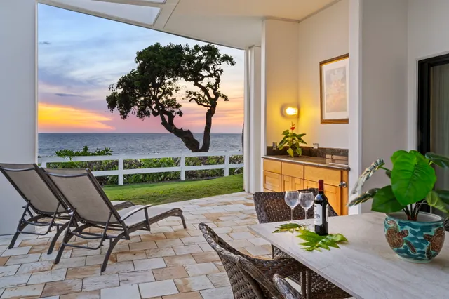 $2,399,000 | 75-6040 Alii Drive, Unit 108, Kailua-Kona, HI 96740