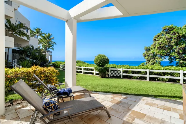 $2,399,000 | 75-6040 Alii Drive, Unit 108, Kailua-Kona, HI 96740