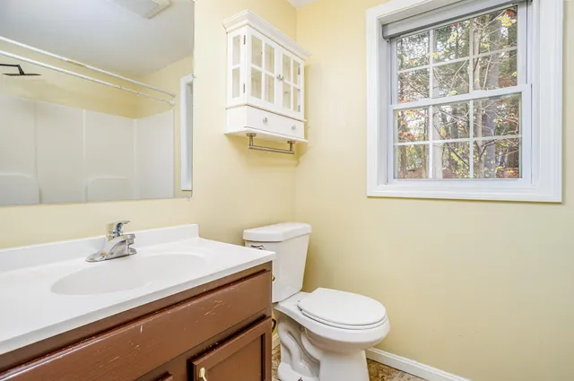 $3,000 | 15 Intervale Street, Nashua, NH 03064