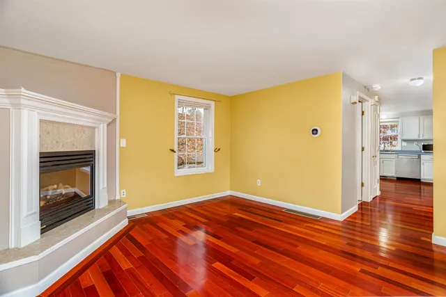 $3,000 | 15 Intervale Street, Nashua, NH 03064