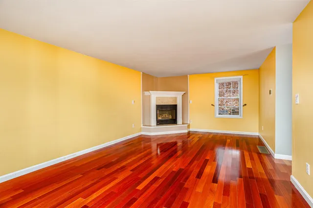 $3,000 | 15 Intervale Street, Nashua, NH 03064