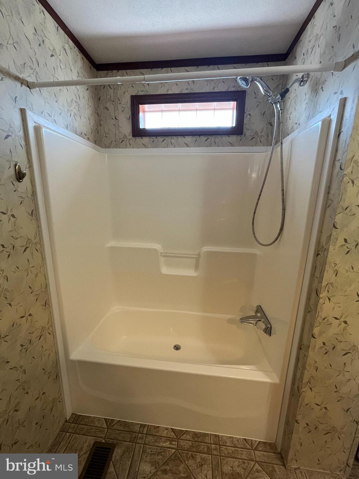 233 Robwood Road Baltimore, MD 21222 - Photo 33 of 38