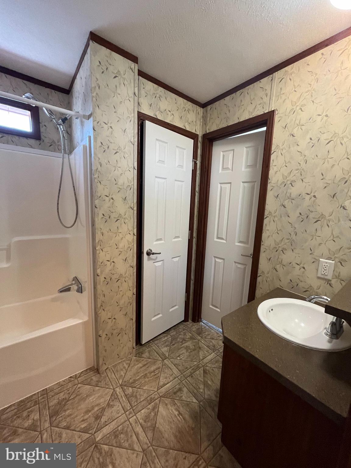 233 Robwood Road Baltimore, MD 21222 - Photo 37 of 38