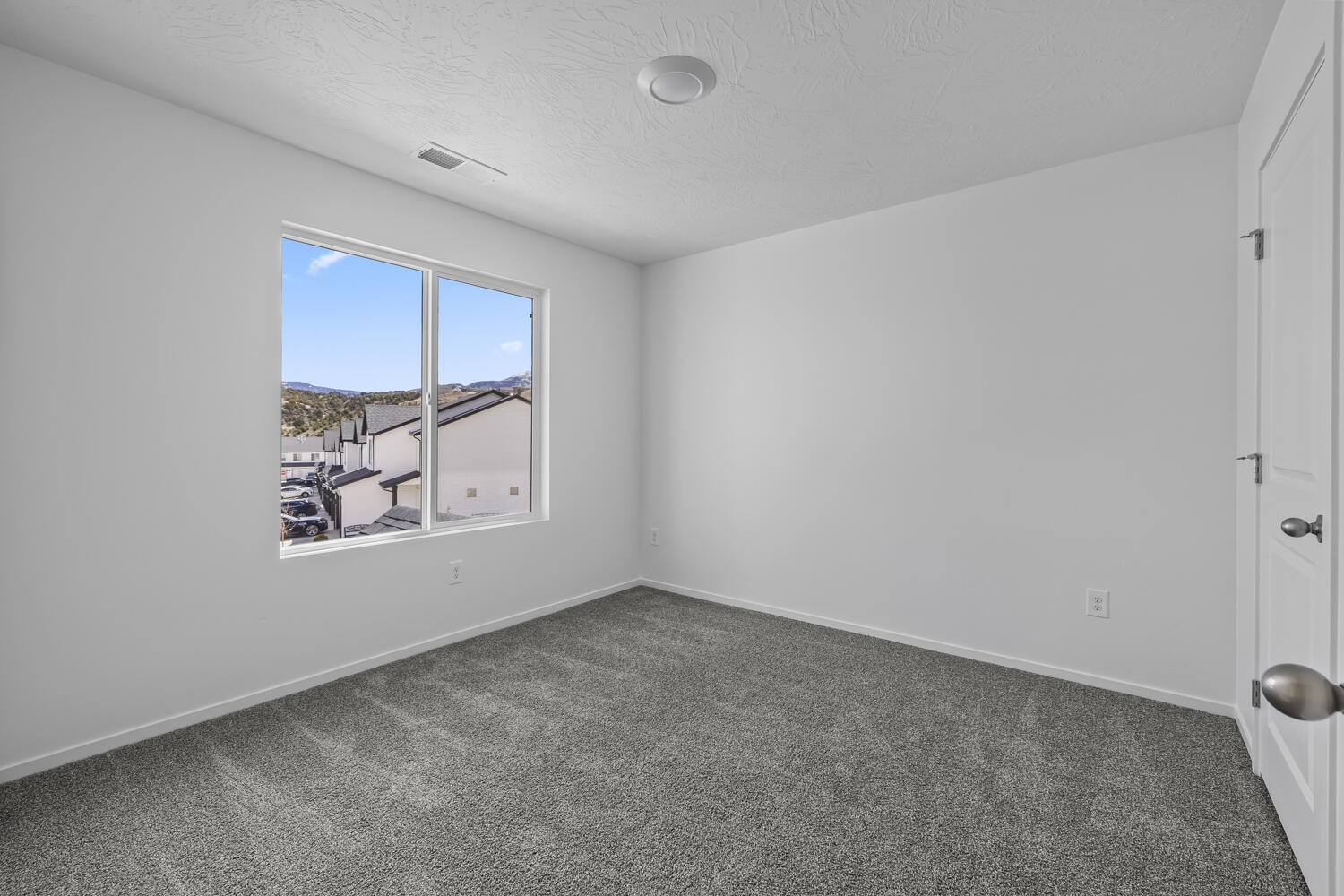 2195 Wolverine Way, Unit 2455 Washington, UT 84780 - Photo 14 of 43 R6II8323