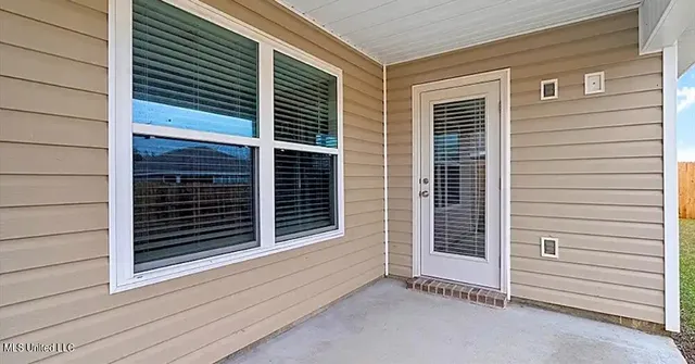 $2,099 | 8004 Westwood Circle, Ocean Springs, MS 39564