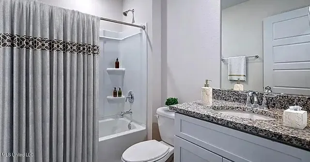 $2,099 | 8004 Westwood Circle, Ocean Springs, MS 39564