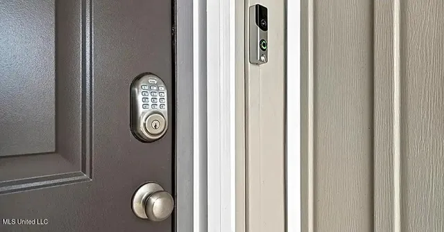 $2,099 | 8004 Westwood Circle, Ocean Springs, MS 39564