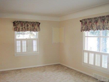 15657 Portis Road Plymouth, MI 48170 - Photo 6 of 14 Living Room view 2