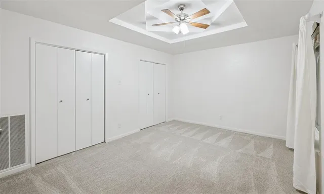 $424,900 | 930 Shady Creek Lane, Bedford, TX 76021