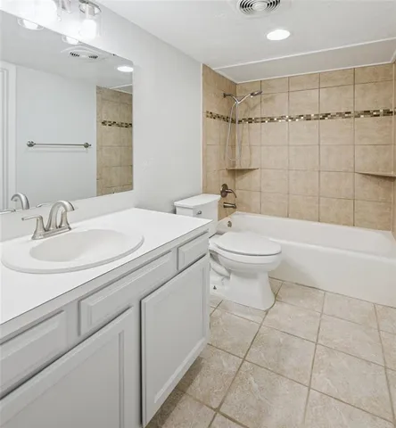 $424,900 | 930 Shady Creek Lane, Bedford, TX 76021