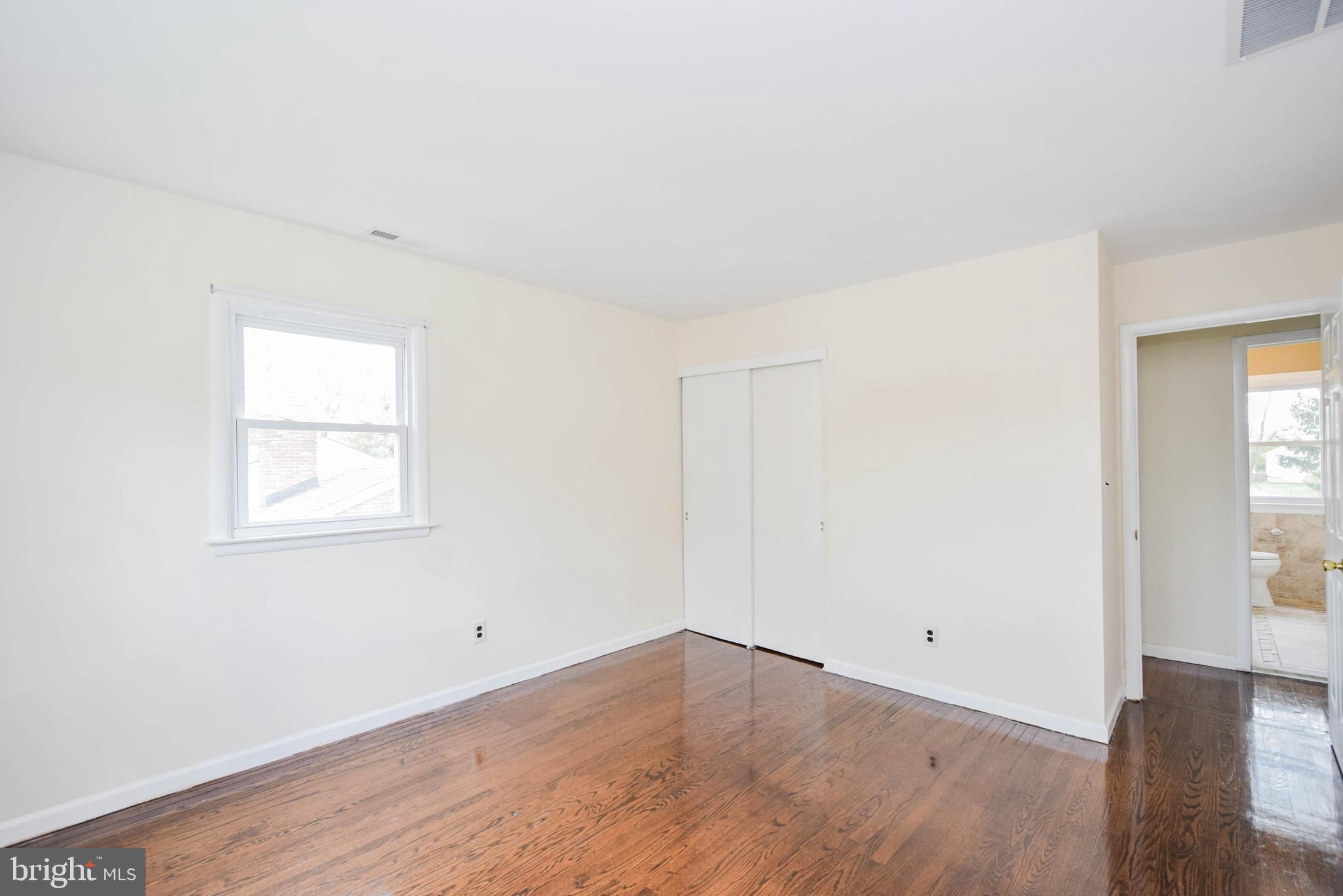 22 Cold Spring Road Hamilton, NJ 08619 - Photo 17 of 33