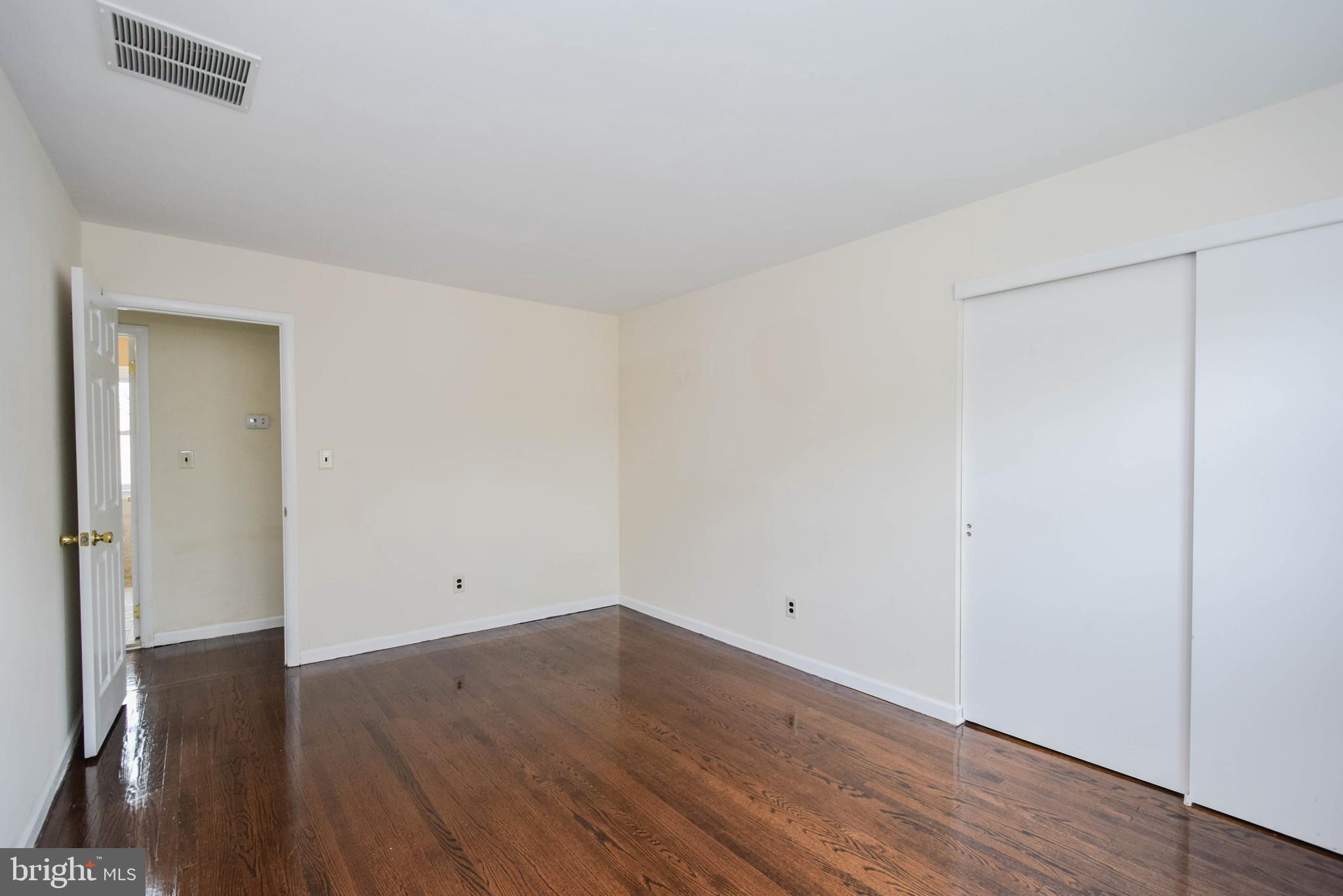 22 Cold Spring Road Hamilton, NJ 08619 - Photo 19 of 33