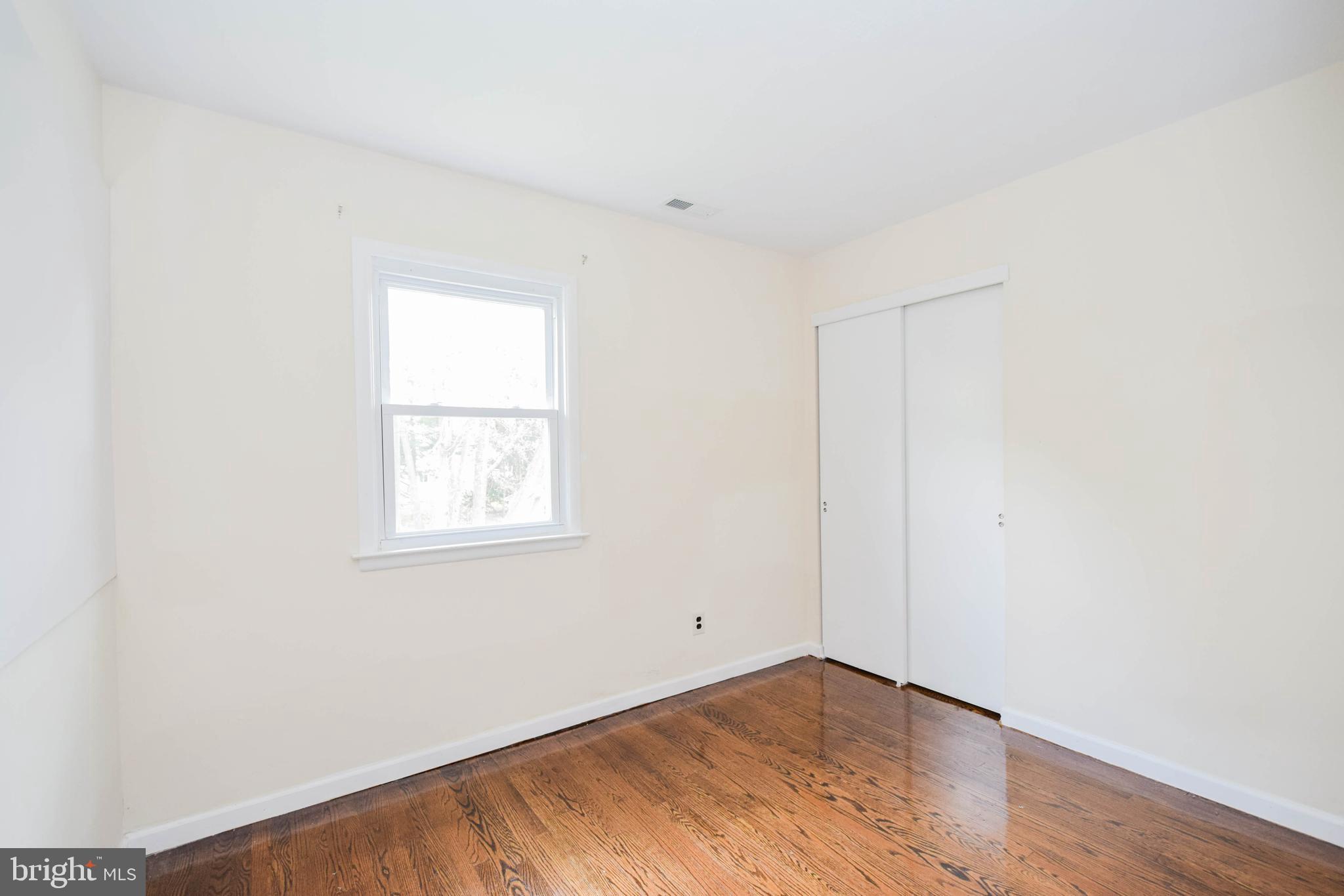 22 Cold Spring Road Hamilton, NJ 08619 - Photo 21 of 33