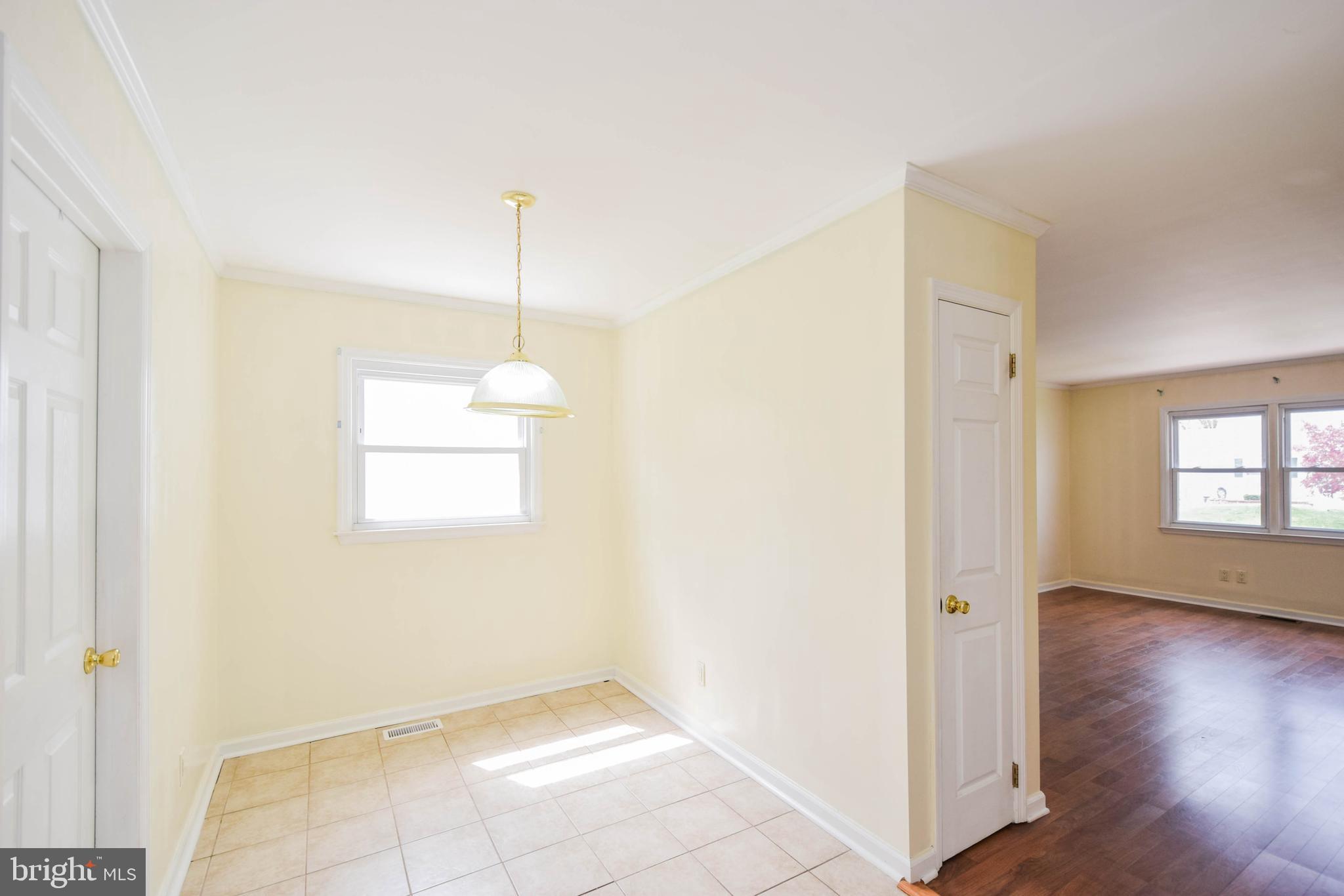 22 Cold Spring Road Hamilton, NJ 08619 - Photo 10 of 33