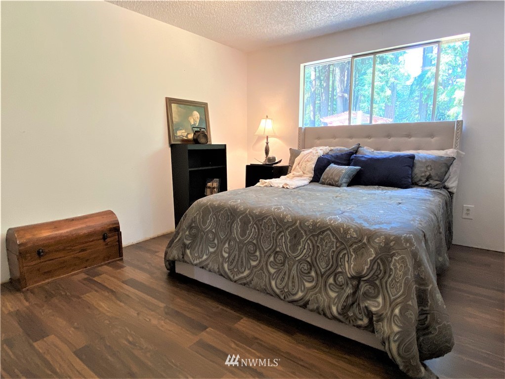 19010 Northeast Redmond Road Redmond, WA 98053 - Photo 12 of 33