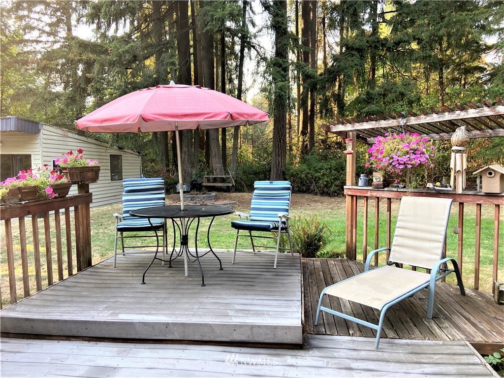 19010 Northeast Redmond Road Redmond, WA 98053 - Photo 24 of 33